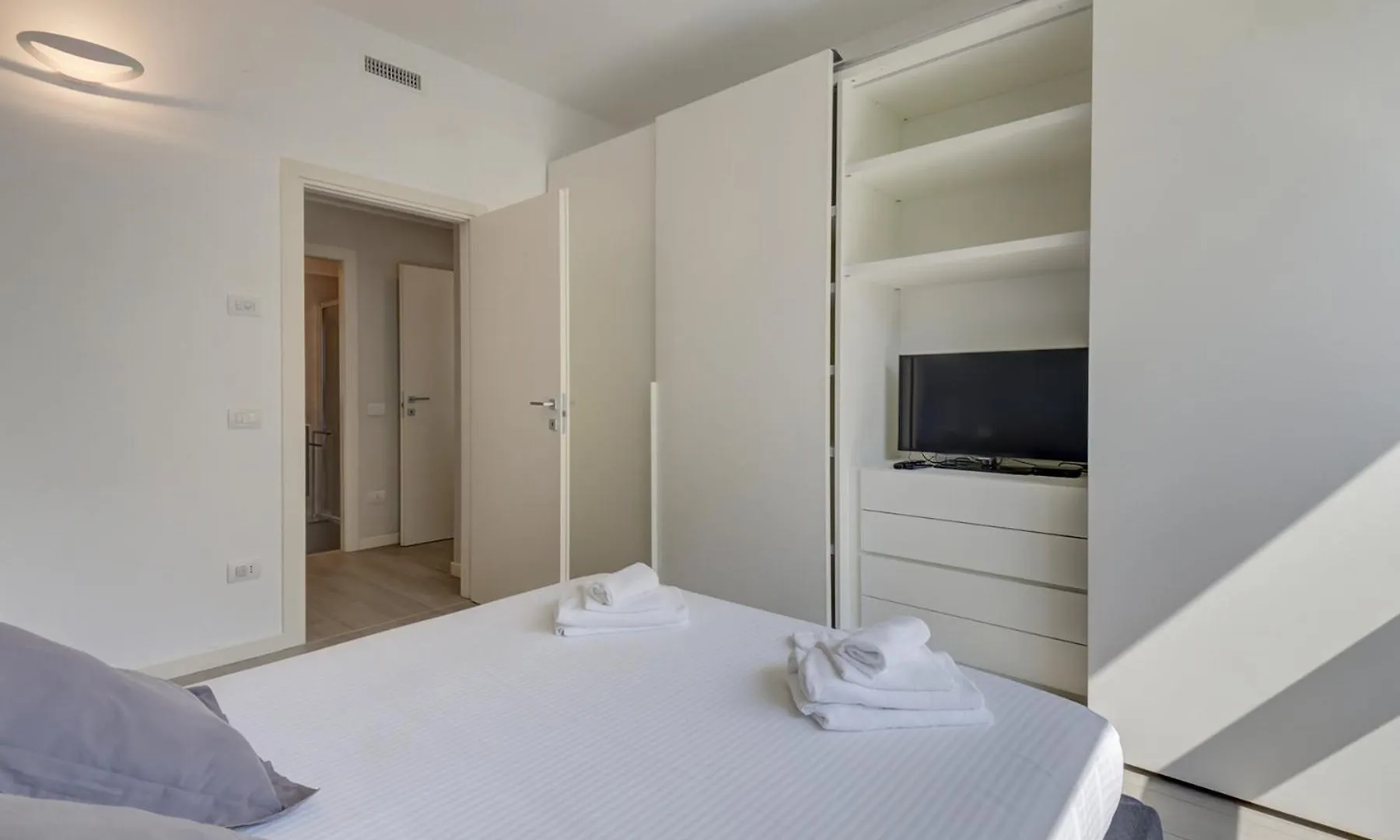 Citylife Modern Comfort Suite Milan 0*,  Italy