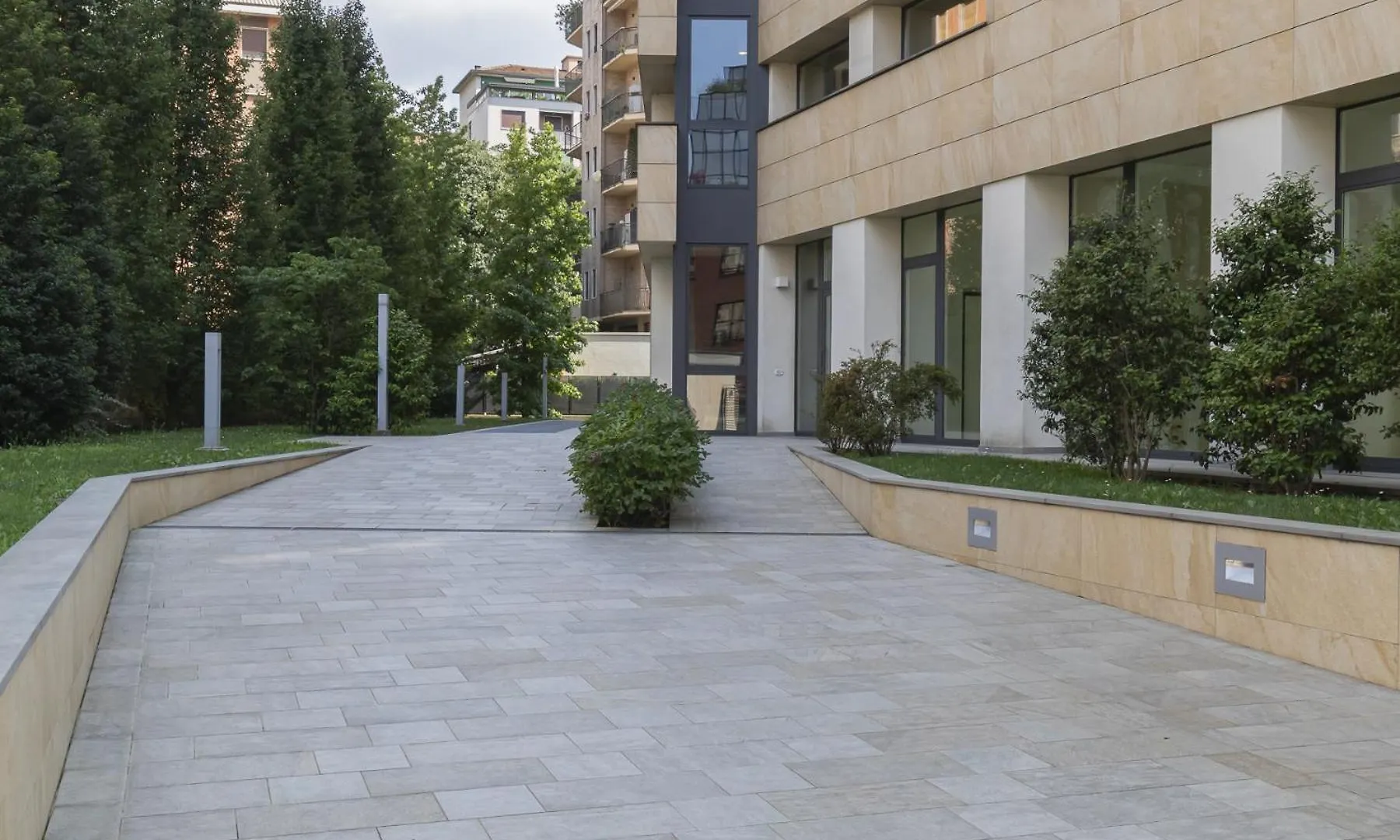 Citylife Modern Comfort Suite Milan Italy